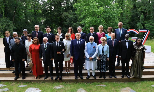 Η G7 σφίγγει τον κλοιό στη Ρωσία – Νέες κυρώσεις και περισσότερα όπλα στην Ουκρανία
