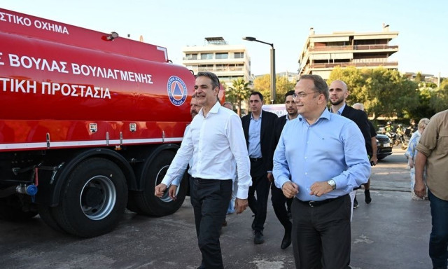 Εύσημα Μητσοτάκη στο Δήμαρχο Βάρης – Βούλας - Βουλιαγμένης για την τεχνολογία επιτήρησης μέσω drone