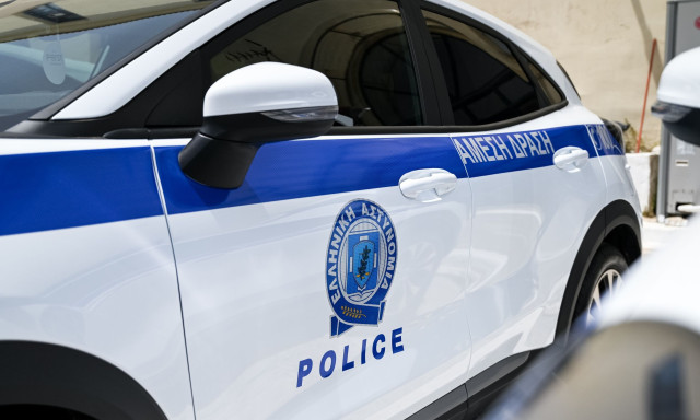 Θεσσαλονίκη: Οδηγοί πιάστηκαν στα χέρια στη μέση του δρόμου - Ένας τραυματίας