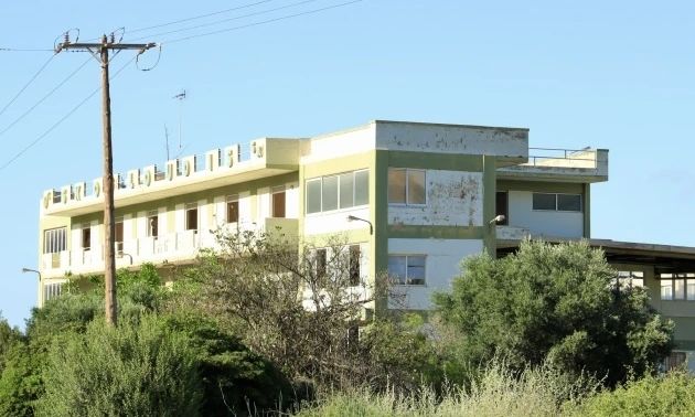 Ηράκλειο: Στις πρώην αποθήκες Σκουλούδη η προσωρινή δομή φιλοξενίας μεταναστών