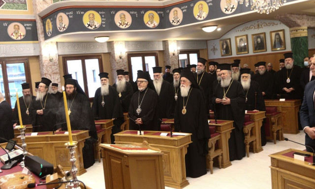Μισθοδοσία Αρχιερέων: Ανακρίβειες τα υπέρογκα ποσά, εξηγεί η Διαρκής Ιερά Σύνοδος