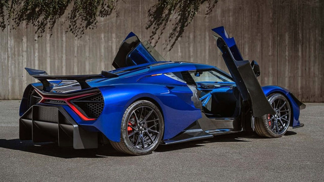 Ηλεκτρικό hypercar από τη Στουτγάρδη φέρνει υπερ-επιδόσεις!