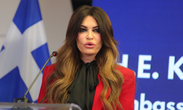 Συγκινεί η Κίμπερλι Γκίλφοϊλ για τον πατέρα της: «Μας κράτησες όρθιους στις πιο δύσκολες στιγμές»
