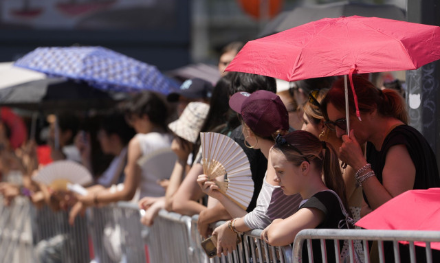 Τρεις νεκροί στη Γαλλία από το κύμα καύσωνα - Θερμοκρασίες άνω των 40 βαθμών Κελσίου στην Ευρώπη