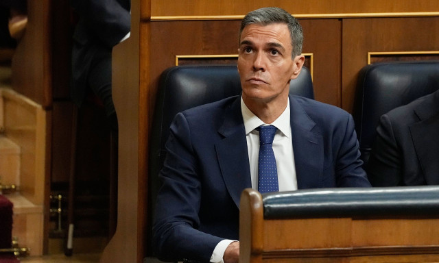 Ισπανία – Σάντσεθ στο Κοινοβούλιο: «Προσπαθούν να δημιουργήσουν αίσθηση διαφθοράς που δεν υπάρχει»