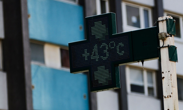 «Έκρηξη« στη ζήτηση κλιματιστικών στη Γαλλία - Με ποια μέτρα προστατεύουν τους εργαζόμενους οι χώρες