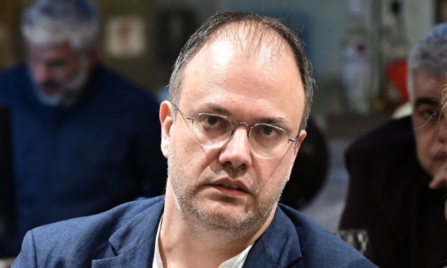 Έντονες αντιδράσεις για την εισήγηση Φάμελλου - Διαφοροποιείται και ο Θεοχαρόπουλος