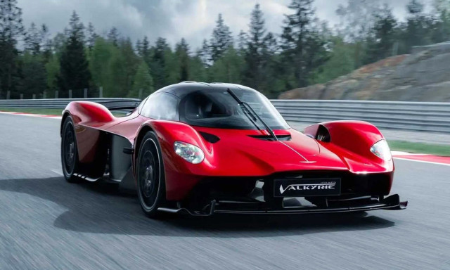Aston Martin Valkyrie: Μία από τις πιο μικρές ανακλήσεις παγκοσμίως