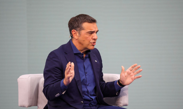 Τσίπρας: Θέλουμε να είμαστε κυβερνώσα αριστερά όχι αριστερά της διαμαρτυρίας - Η ψαλίδα κλείνει