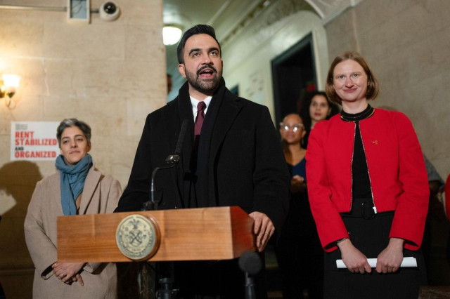 Νέα Υόρκη: Ο Μαμντάνι το είπε και το έκανε - «Πάγωσε» ένα εκατομμύριο νοίκια για δύο χρόνια