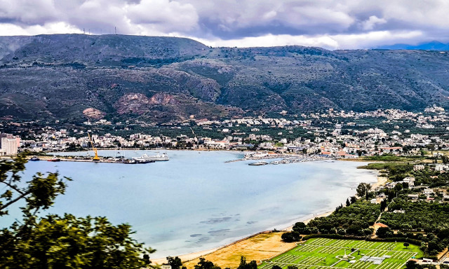 Σούδα: Η ανεξερεύνητη γωνιά των Χανίων με τη δική της ξεχωριστή αύρα