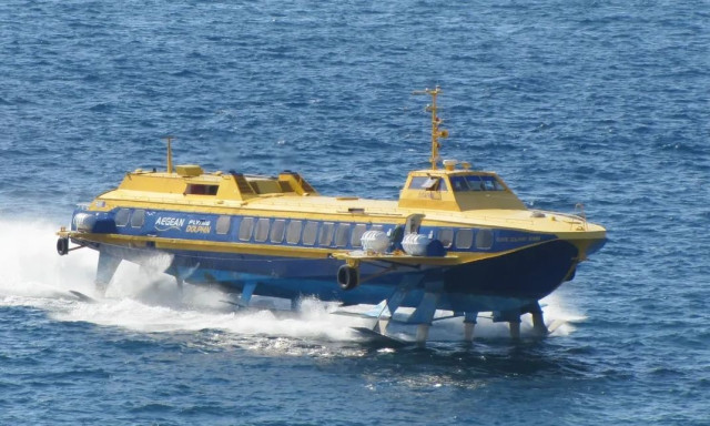 Απαγόρευση απόπλου στο «Flying Dolphin Athina» λόγω ηλεκτρολογικής βλάβης στην Αίγινα