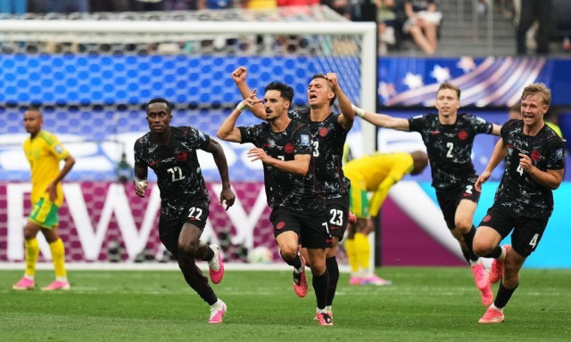 Νότια Αφρική - Καναδάς 0-1: Λύτρωση στο 92' με Εουστάκιο και πρόκριση στους «16»