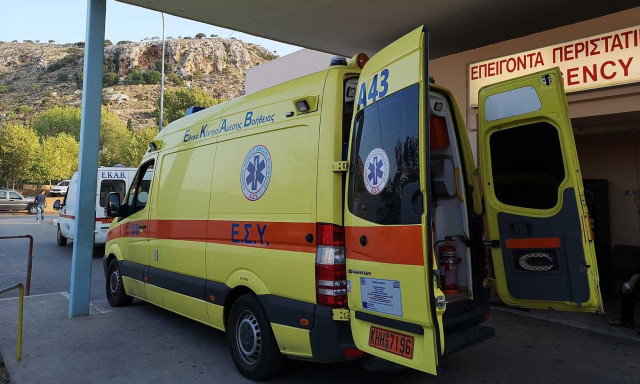Τροχαίο με μηχανή στα Χανιά – Τραυματίστηκε ηλικιωμένος