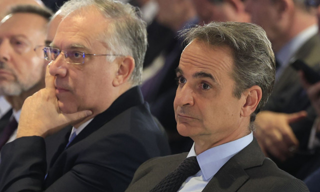 Ολoκληρώθηκε η σύσκεψη για την ακρίβεια στο Μαξίμου - Στις 14.00 οι ανακοινώσεις