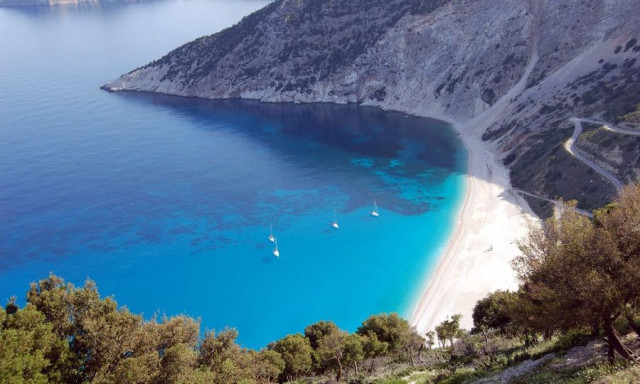 Αυτές είναι οι 10 καλύτερες παραλίες της Ελλάδας σύμφωνα με το TripAdvisor