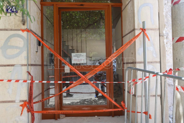 Πετράλωνα: Εκκενώθηκε και η διπλανή πολυκατοικία από το κτήριο που κατέρρευσε-Έλεγχοι από Πολεοδομία
