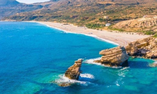 Κρήτη: 8 «κρυμμένοι» παράδεισοι για βουτιές μακριά από ξαπλώστρες και φασαρία