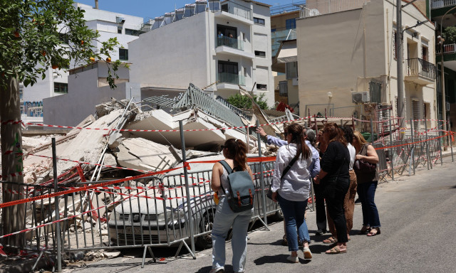 Κατάρρευση πολυκατοικίας στα Πετράλωνα: Ετοίμαζαν υπόγειο γκαράζ στην υπό ανέγερση οικοδομή
