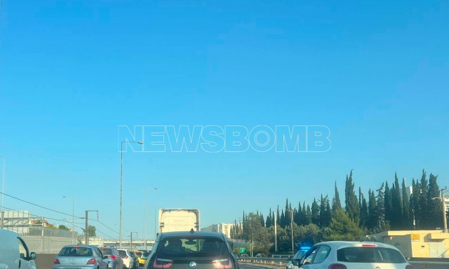 Κίνηση: Στο «κόκκινο» η Κηφισίας -  Πού εντοπίζονται προβλήματα