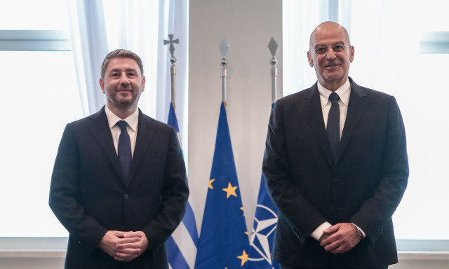 Συνάντηση Δένδια - Ανδρουλάκη: «Τα εθνικά θέματα δεν αποτελούν ιδιοκτησία μιας κυβέρνησης»