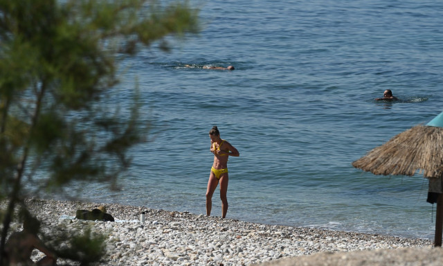 Καιρός: Θερμό «κύμα» σκεπάζει την Ελλάδα - Πώς θα κυλήσει το δεύτερο 10ήμερο του Ιουλίου