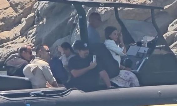 Ξανά στη Μύκονο η Κίμπερλι Γκίλφοϊλ: Η συνάντηση με τον πρέσβη των ΗΠΑ στο Βέλγιο, Bill White
