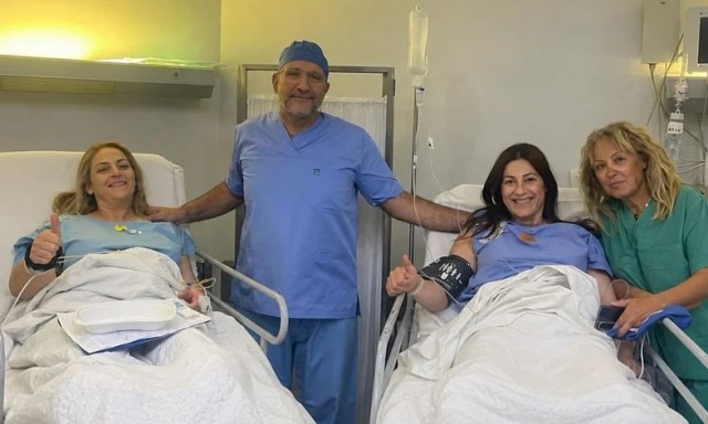 Σπάνια και συγκινητική ιστορία: Αδελφές γέννησαν την ίδια ημέρα δύο αγοράκια με ίδιο βάρος