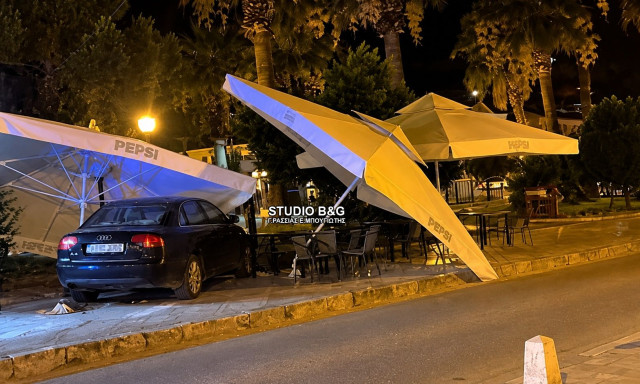 Ναύπλιο: Ι.Χ σε ξέφρενη πορεία προσέκρουσε σε τραπεζοκαθίσματα πιτσαρίας