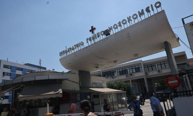 Θεσσαλονίκη: Κανείς δεν έχει αναζητήσει νεαρό που χτύπησε στον αυχένα κάνοντας βουτιά από προβλήτα