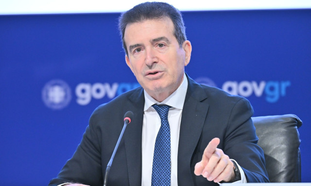 Χρυσοχοΐδης: Θα απαγορευθούν οι υπομισθώσεις διαμερισμάτων σε δεκάδες αλλοδαπούς ταυτόχρονα