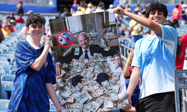 «Τριγμοί» στη FIFA: Χώρες επανεξετάζουν τη στήριξή τους σε Ινφαντίνο μετά την υπόθεση Μπαλογκάν