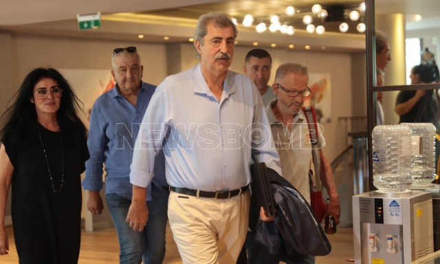 ΚΕ ΣΥΡΙΖΑ: Επιστρέφει ο Πολάκης - «Θα είμαι υποψήφιος πρόεδρος»
