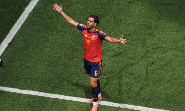 Ισπανία - Βέλγιο 2-1: Ο Μερίνο ξετύλιξε το δώρο κι έστειλε τη «Ρόχα» στα ημιτελικά