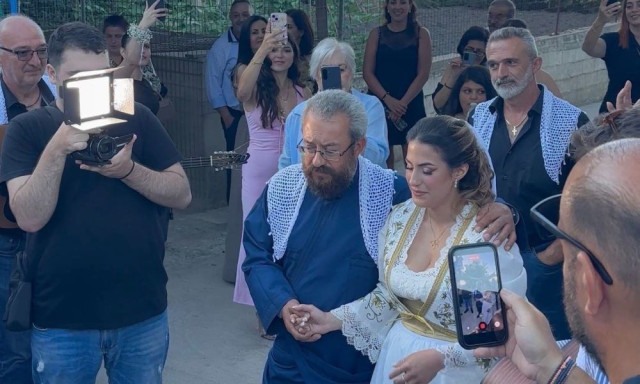 Ρέθυμνο: Η μαντινάδα του παπά-Μανόλη που συγκίνησε όλο το χωριό