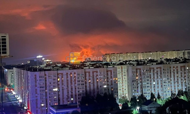 Ρωσία: Μεγάλη πυρκαγιά από ουκρανική επίθεση με drone στη βιομηχανική ζώνη της Σταυρούπολης