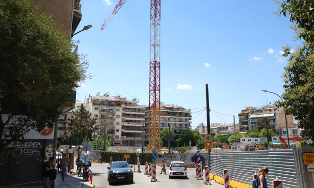 Κυψέλη: «Όσο προχωρούσε ο μετροπόντικας, οι ρωγμές μεγάλωναν»: Αγωνιούν οι κάτοικοι για καθιζήσεις