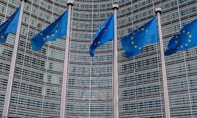 Έκθεση Κομισιόν: Σταθερή και συστηματική η πρόοδος της Ελλάδας για το Κράτος Δικαίου