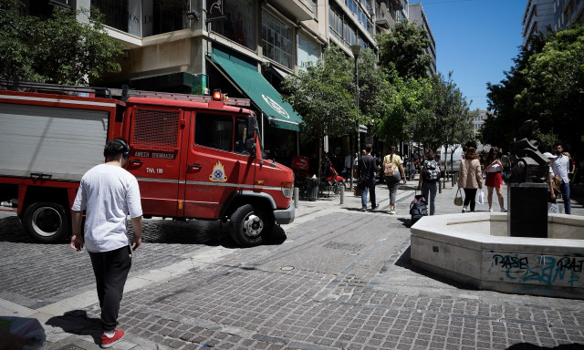Διακοπές ρεύματος από το κέντρο της Αθήνας μέχρι Σπάτα και Πικέρμι – Οι χρόνοι αποκατάστασης