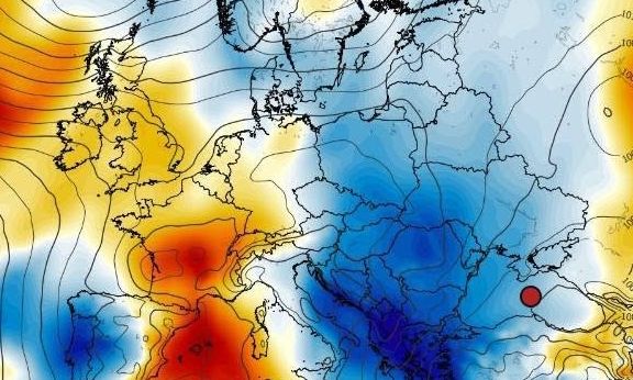 Καιρός: Τα δύο σενάρια για αύριο - Τι λένε τα μοντέλα ECMWF και GFS