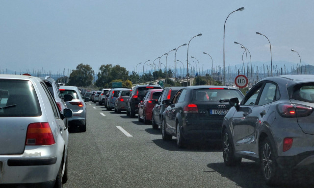 Κίνηση τώρα: Καθυστερήσεις στον Κηφισό - Ποιοι δρόμοι αντιμετωπίζουν προβλήματα