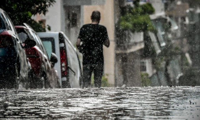 Κακοκαιρία: Σε Εύβοια και Θεσσαλονίκη τα μεγαλύτερα ύψη βροχής - Πάνω από 59.000 κεραυνοί