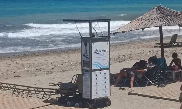 Ρέθυμνο: «Εμπόδια αντί για πρόσβαση» – Καταγγελίες για το Seatrac στην κεντρική παραλία