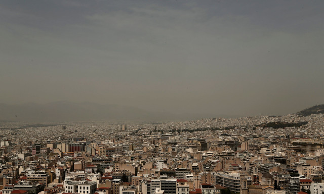 Καιρός: Με σκόνη και μέχρι 39 βαθμούς η θερμοκρασία την Τρίτη – Ενισχύονται τα μελτέμια