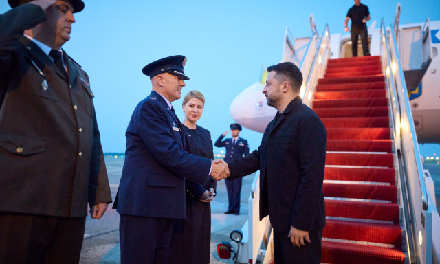 Ουκρανία: Επτά νεκροί από ρωσικά πλήγματα στις ανατολικές περιφέρειες - Στην Ουάσιγκτον ο Ζελένσκι