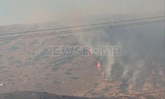 Φωτιά στην Πάρο: Δύσκολη μάχη με ανέμους και αναζωπυρώσεις - Εκκενώθηκαν χωριά