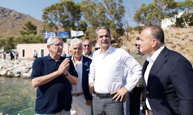 Λέρος - Μητσοτάκης: Από την "Ελλάδα δεν έχει σύνορα", σήμερα αντί για μετανάστες βλέπουμε επισκέπτες