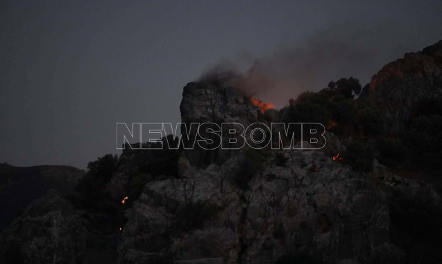 Φωτιά στο Ρέθυμνο: «Κάηκαν περιουσίες, έρχεται δύσκολη νύχτα» - Ο πρόεδρος της κοινότητας Ασώματου στο Newsbomb