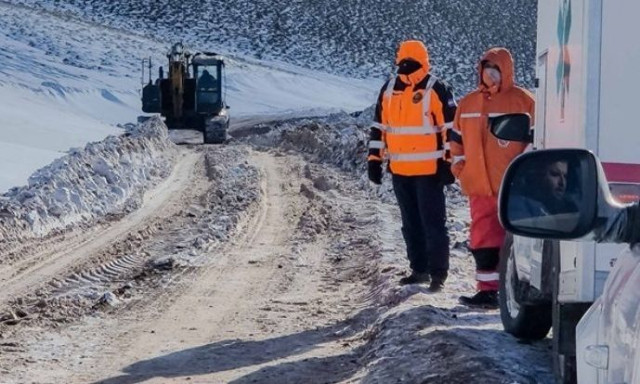 Άνδεις: Μεγάλη επιχείρηση διάσωσης 200 τουριστών που παγιδεύτηκαν στο χιόνι – Βίντεο