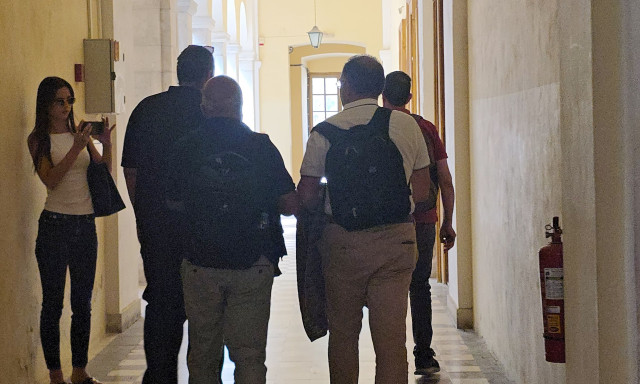 Φωτιά στην Πάρο: Αφέθηκε ελεύθερος ο Δήμαρχος – Περαιτέρω έρευνα ζήτησε ο εισαγγελέας